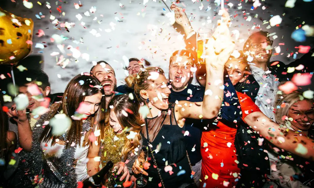 Weihnachtsfeier auf dem Schiff: Leinen los zur Firmenfeier