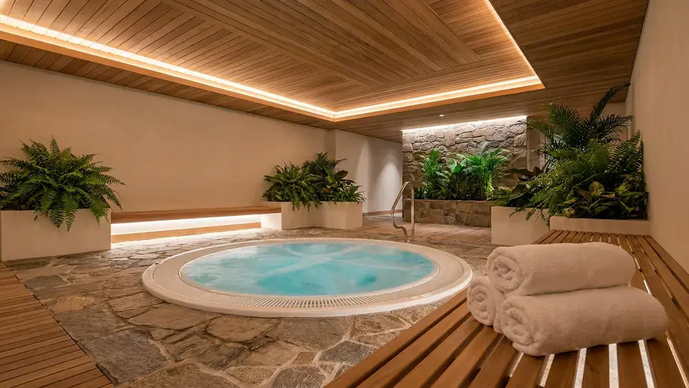 SchwabenQuellen Stuttgart – Wellness-Bereich mit Whirlpool und Saunalandschaft